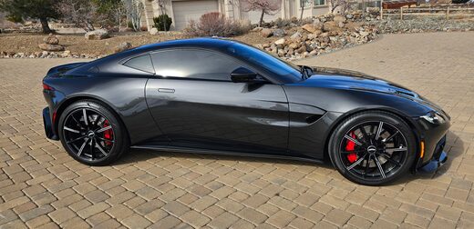 2020 Aston Martin Vantage