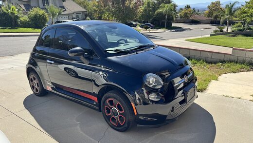 2015 FIAT 500e