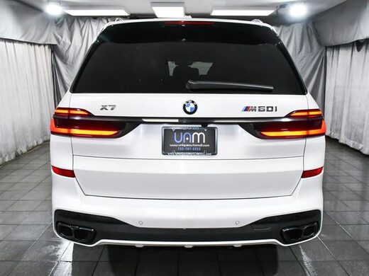 2026 BMW X7