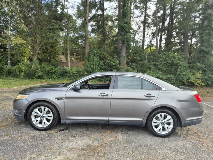 2012 Ford Taurus