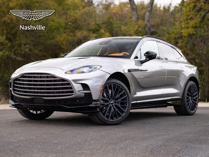 2026 Aston Martin DBX