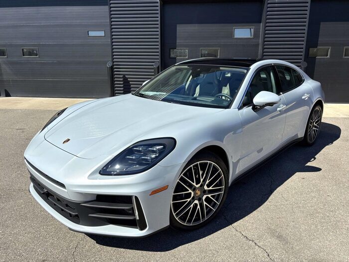 2025 Porsche Panamera