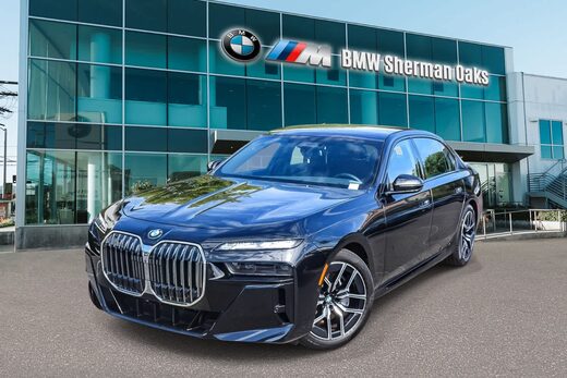 2026 BMW 740i
