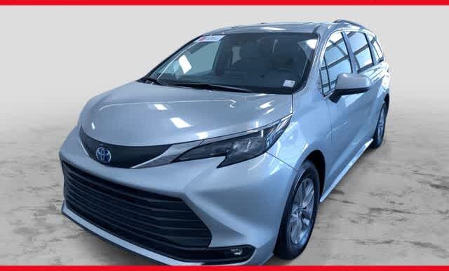 2025 Toyota Sienna