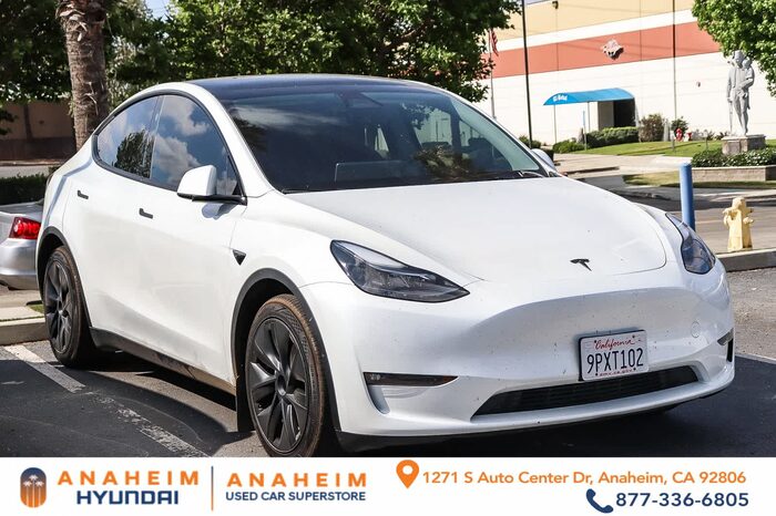2024 Tesla Model Y