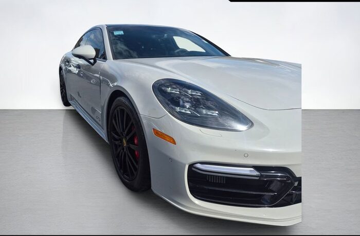 2019 Porsche Panamera