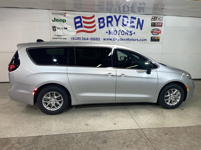 2026 Chrysler Pacifica