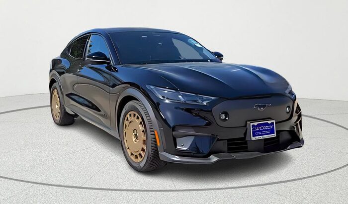 2025 Ford Mustang Mach-E