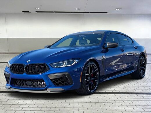 2025 BMW M8