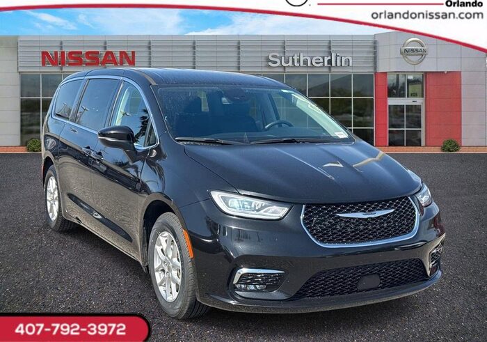 2023 Chrysler Pacifica