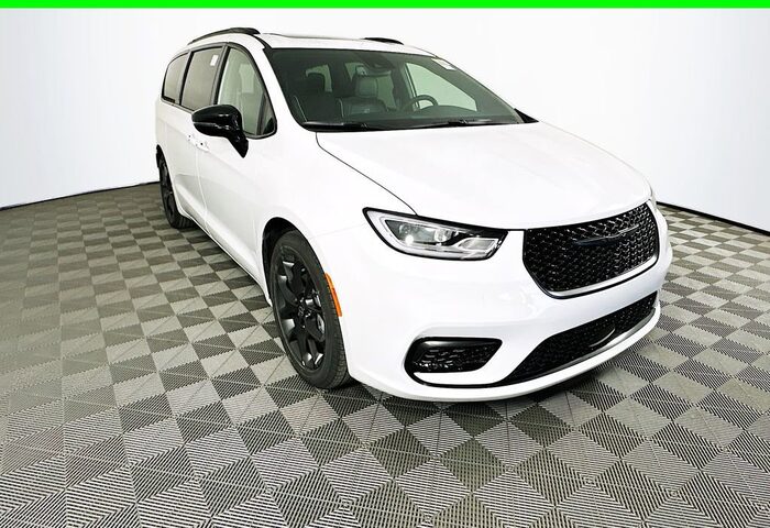 2026 Chrysler Pacifica