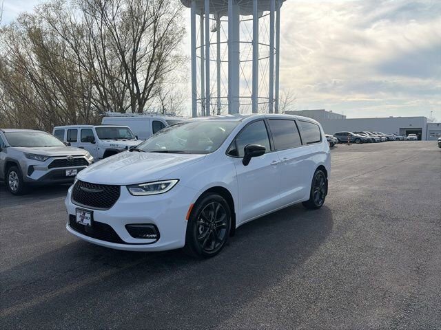 2026 Chrysler Pacifica