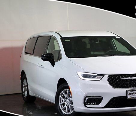 2026 Chrysler Pacifica