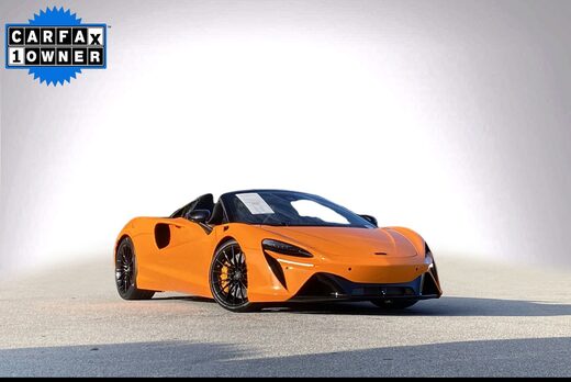 2025 McLaren Artura
