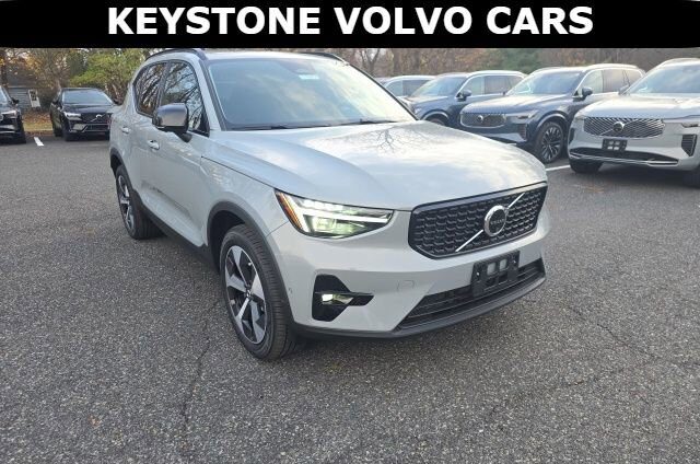 2026 Volvo XC40