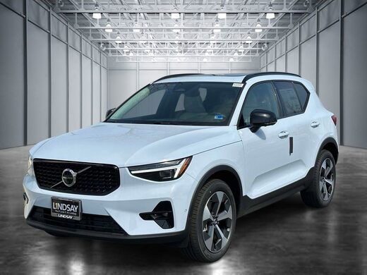 2026 Volvo XC40