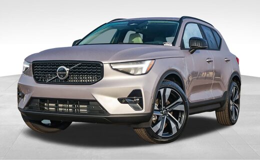 2026 Volvo XC40