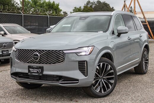 2026 Volvo XC90 Plug-In Hybrid