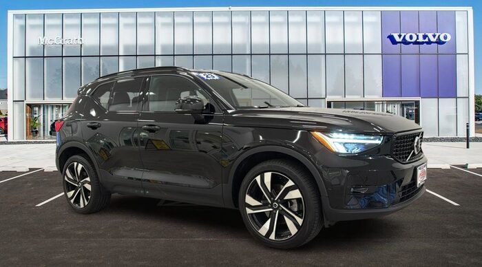2023 Volvo XC40