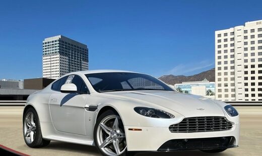 2016 Aston Martin V8 Vantage