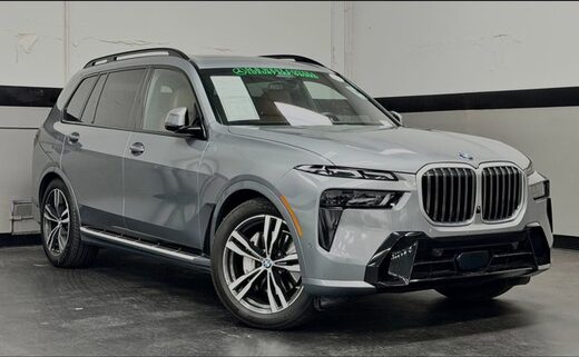 2023 BMW X7