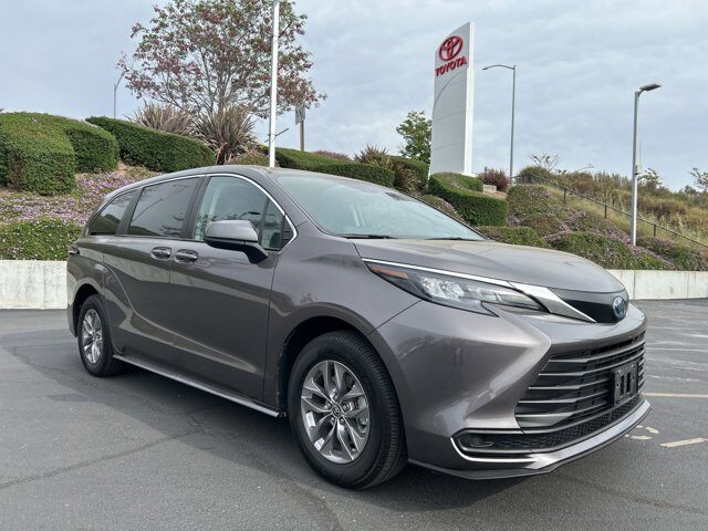 2024 Toyota Sienna