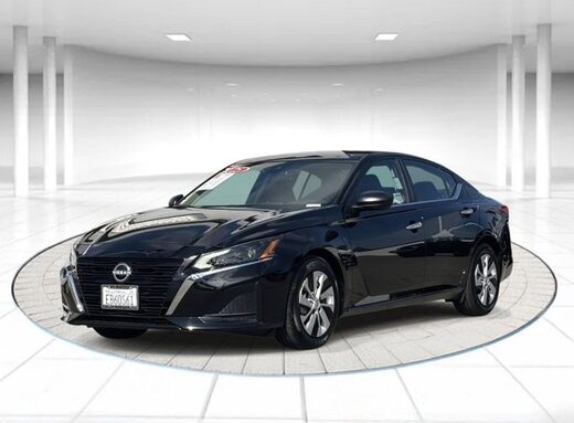 2025 Nissan Altima
