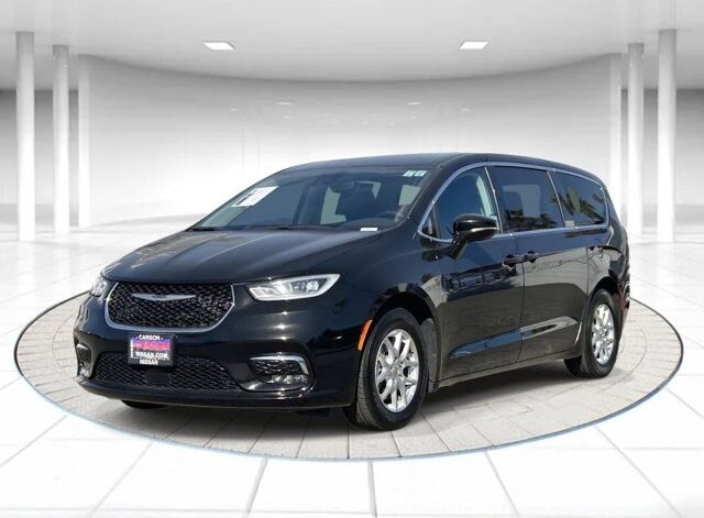 2024 Chrysler Pacifica