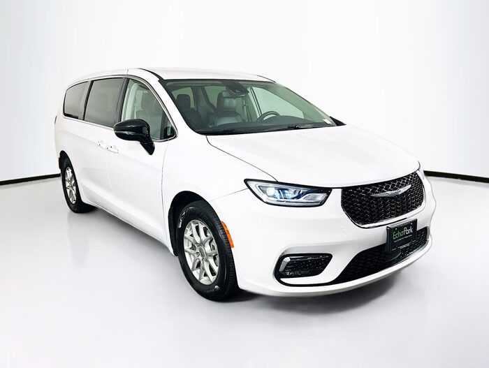 2024 Chrysler Pacifica