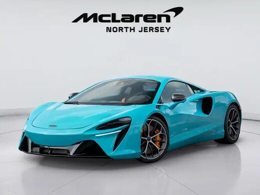 2025 McLaren Artura