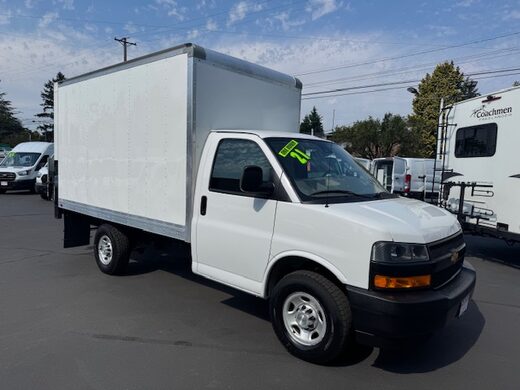 2021 Chevrolet Express Cutaway