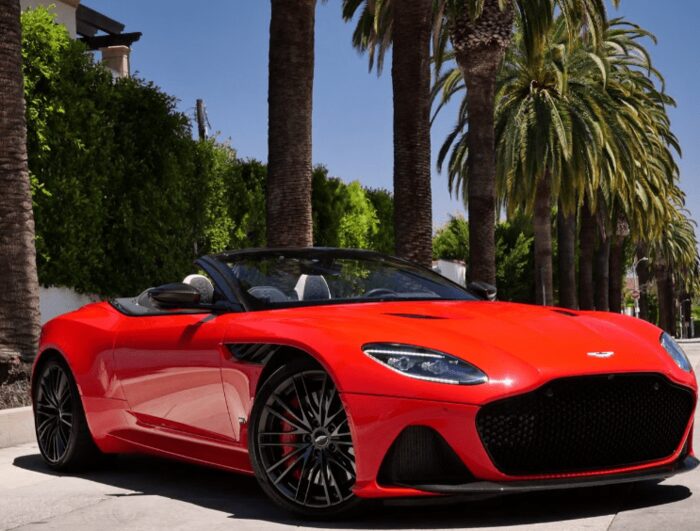 2023 Aston Martin DBS