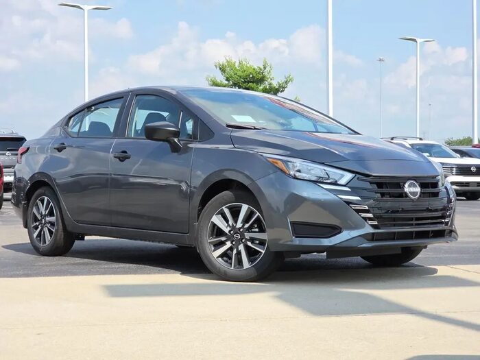 2025 Nissan Versa