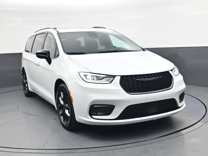 2025 Chrysler Pacifica