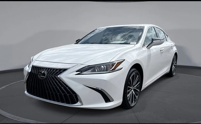 2025 Lexus ES