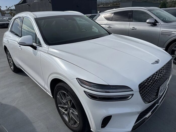 2025 GENESIS GV70