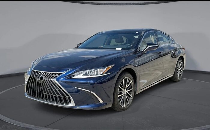 2025 Lexus ES