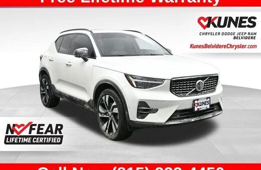 2023 Volvo XC40