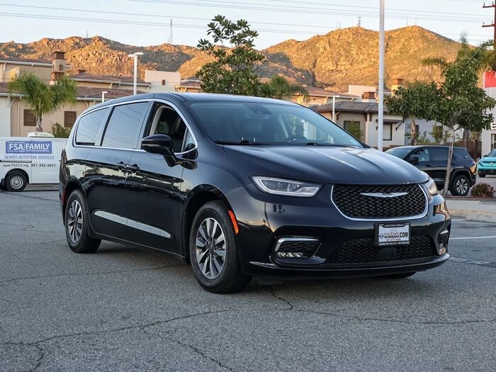 2024 Chrysler Pacifica