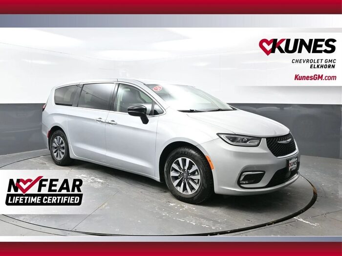 2024 Chrysler Pacifica