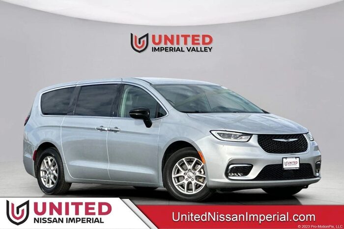 2024 Chrysler Pacifica