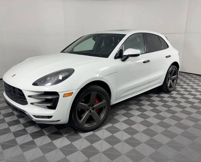 2017 Porsche Macan
