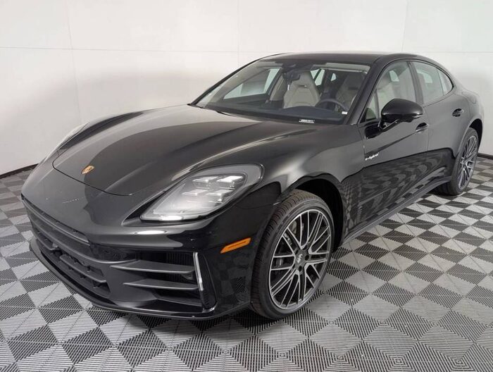 2026 Porsche Panamera