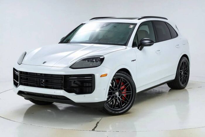 2026 Porsche Cayenne