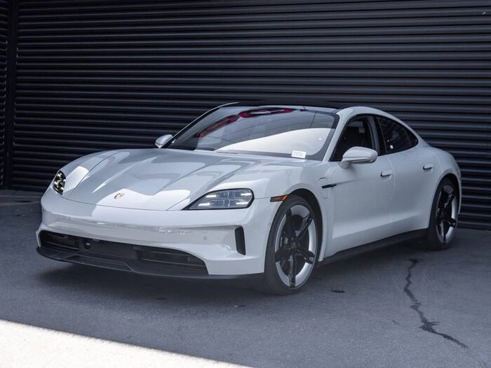 2026 Porsche Taycan