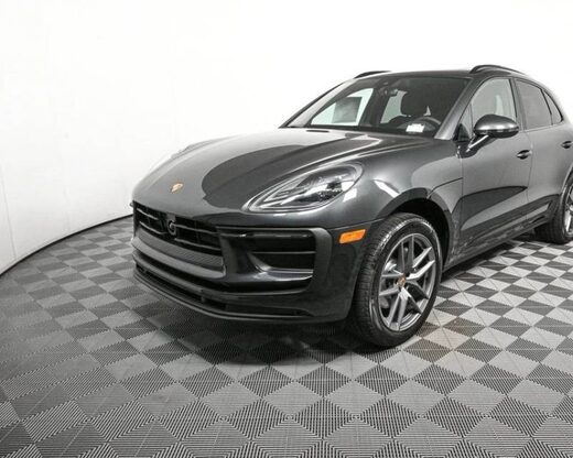 2026 Porsche Macan