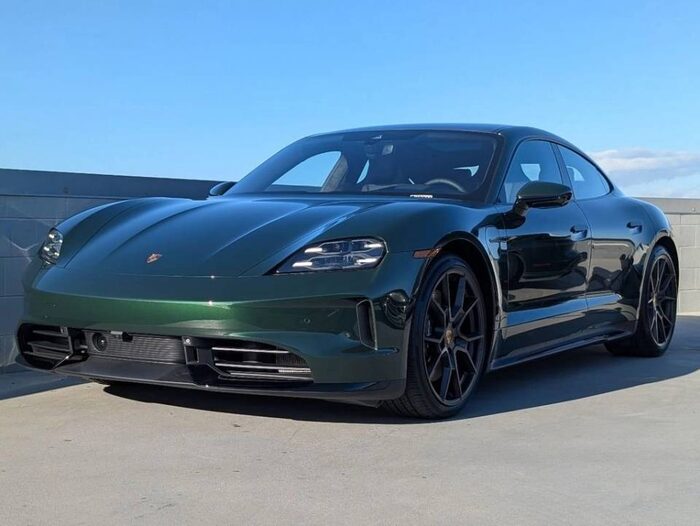 2026 Porsche Taycan