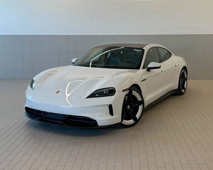 2025 Porsche Taycan