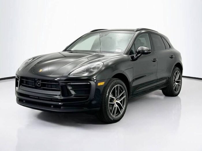 2026 Porsche Macan