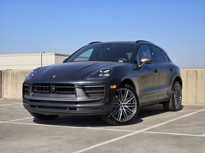 2026 Porsche Macan